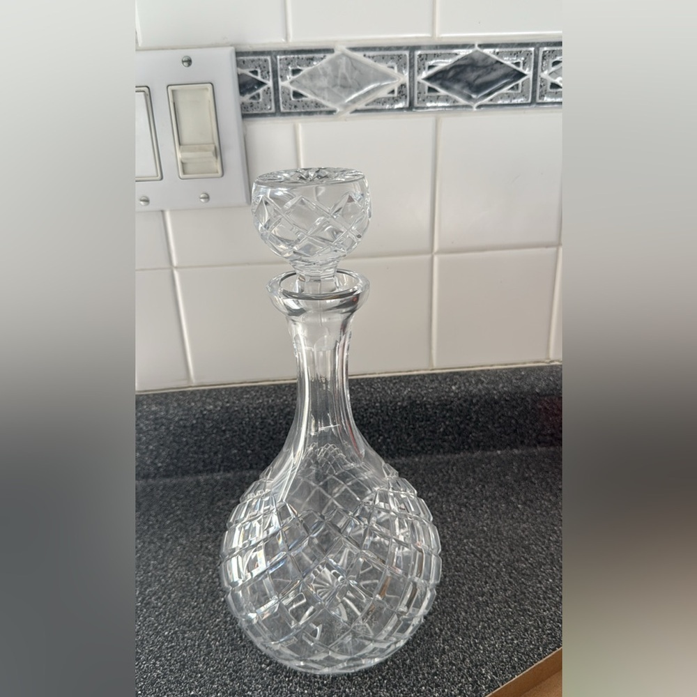 Hand Cut Crystal Decanter & Stopper Vintage Multi Faceted Heavy 11.5"
